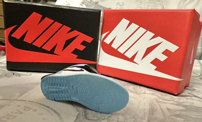 Nike Mini Jordan 3D Trainer sneaker Keyring Blue White Black shoe Gift Box
