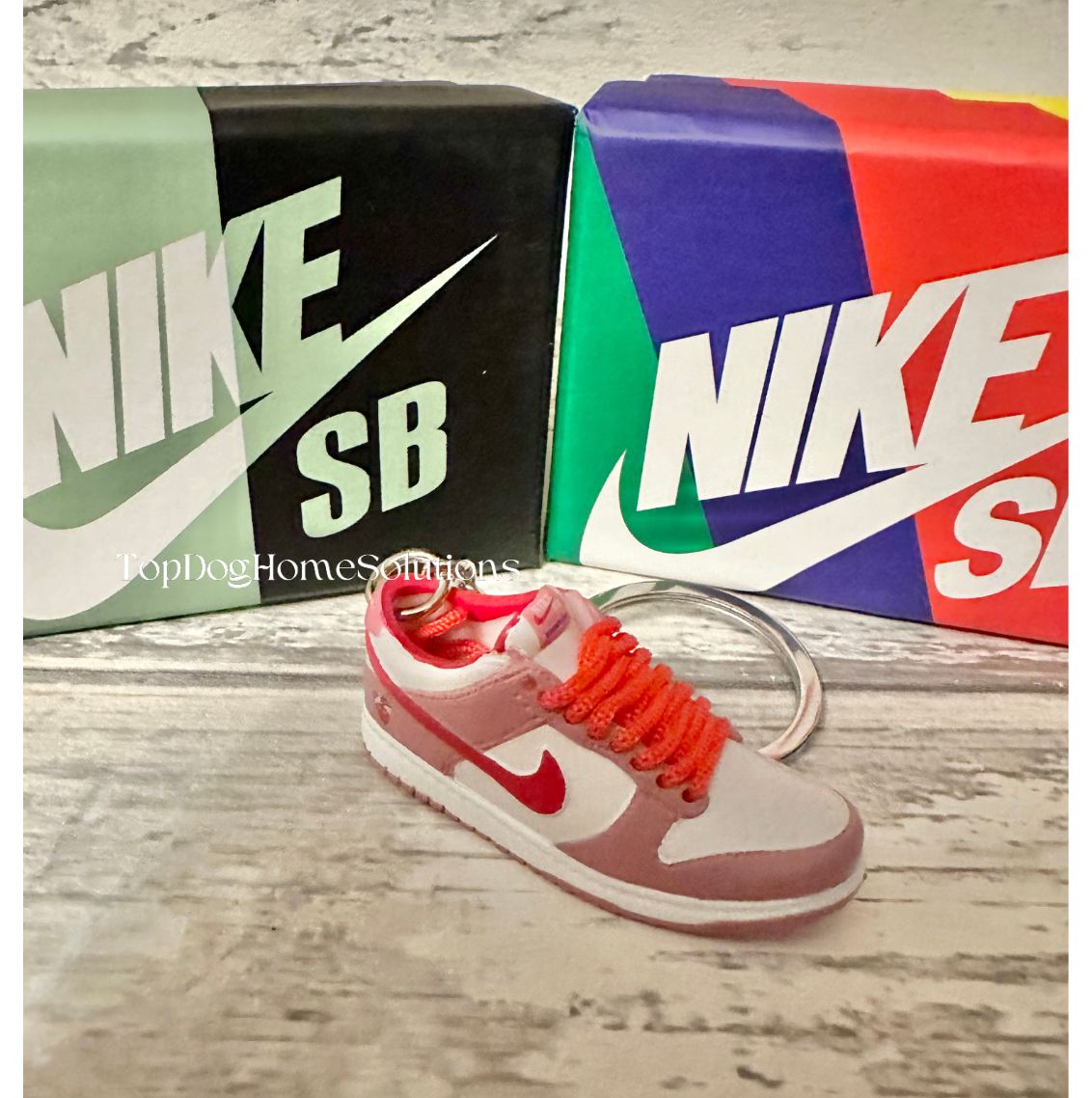 Nike Keyring Dunks Strange Love Low SB Trainer Sneaker Pink 3D Keychain Box Gift