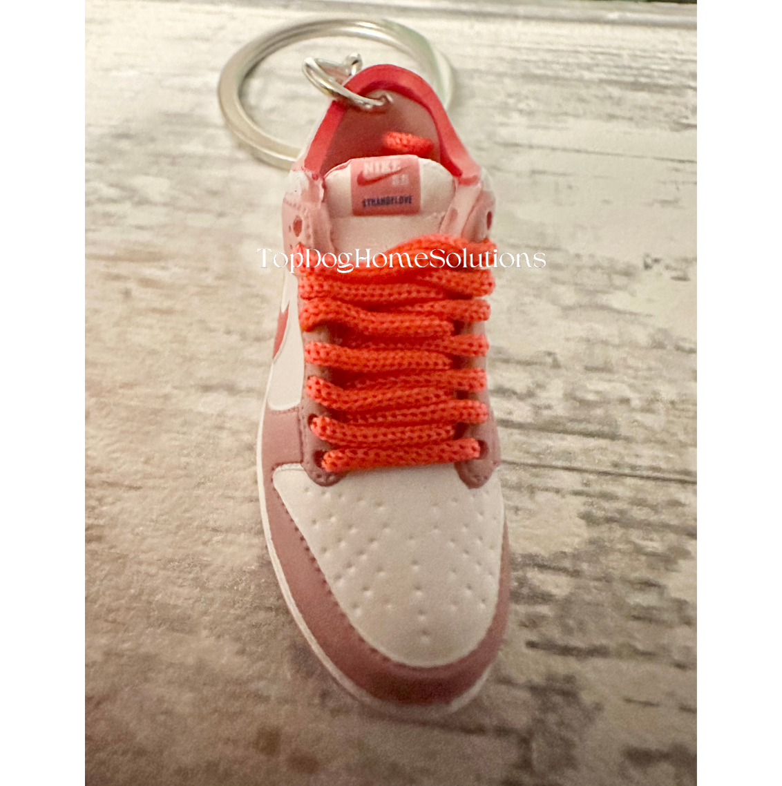 Nike Keyring Dunks Strange Love Low SB Trainer Sneaker Pink 3D Keychain no box