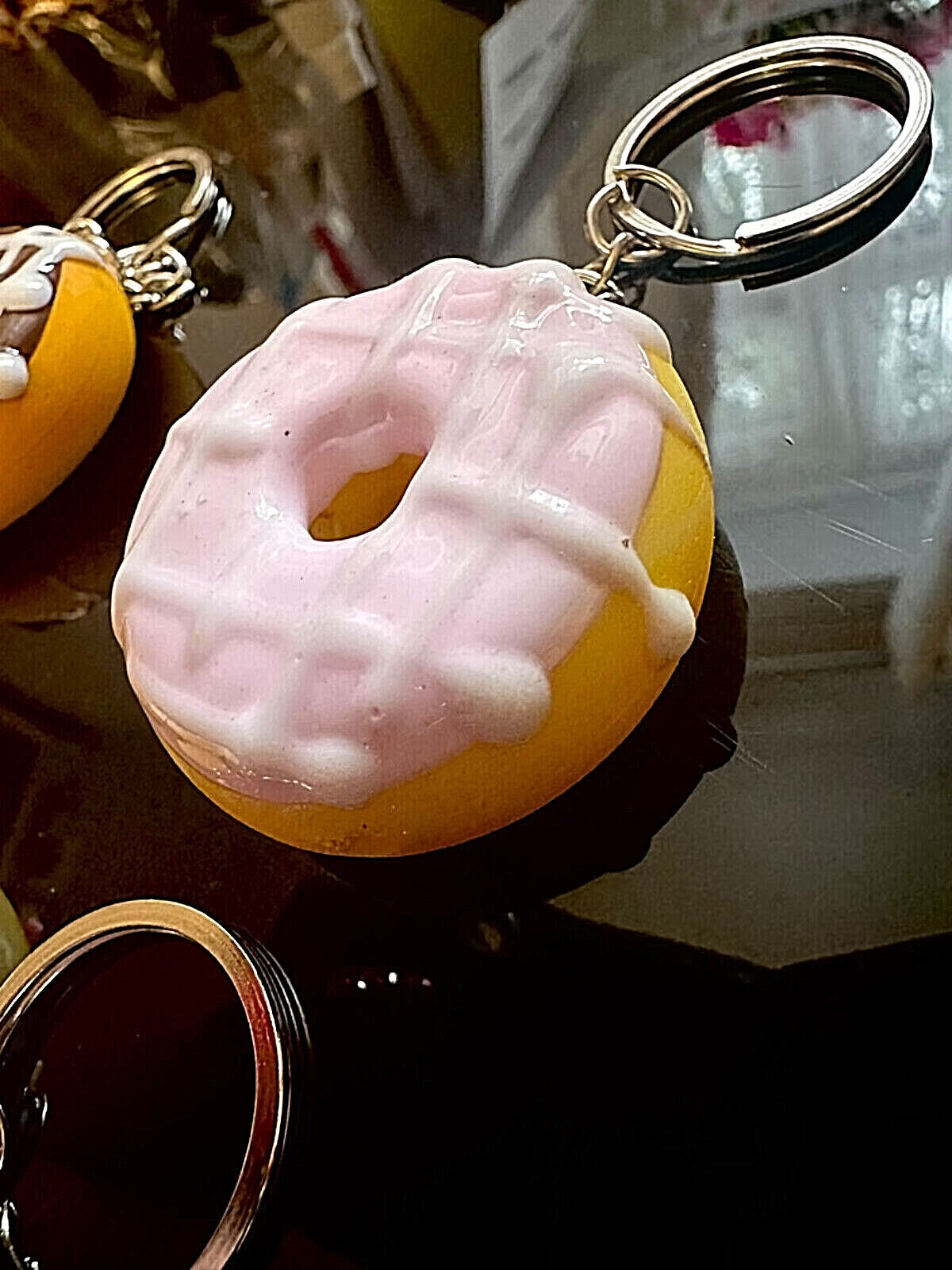 3D Donut Keyring Food Sweet Gift Cute Pink Chocolate sprinkles Car Key Chain
