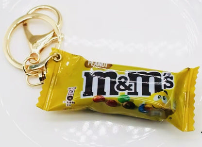 Chocolate M & Ms Keyring Bag Charm 3D Car Keys Chain Yellow Blue Brown Sweets
