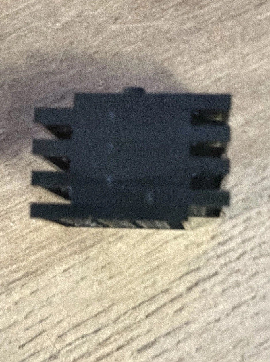 75 X Minifigure Mini Figure Display Base Plate 4 Stud Tile 2 Styles